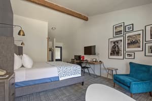 thumbnail: Room amenity