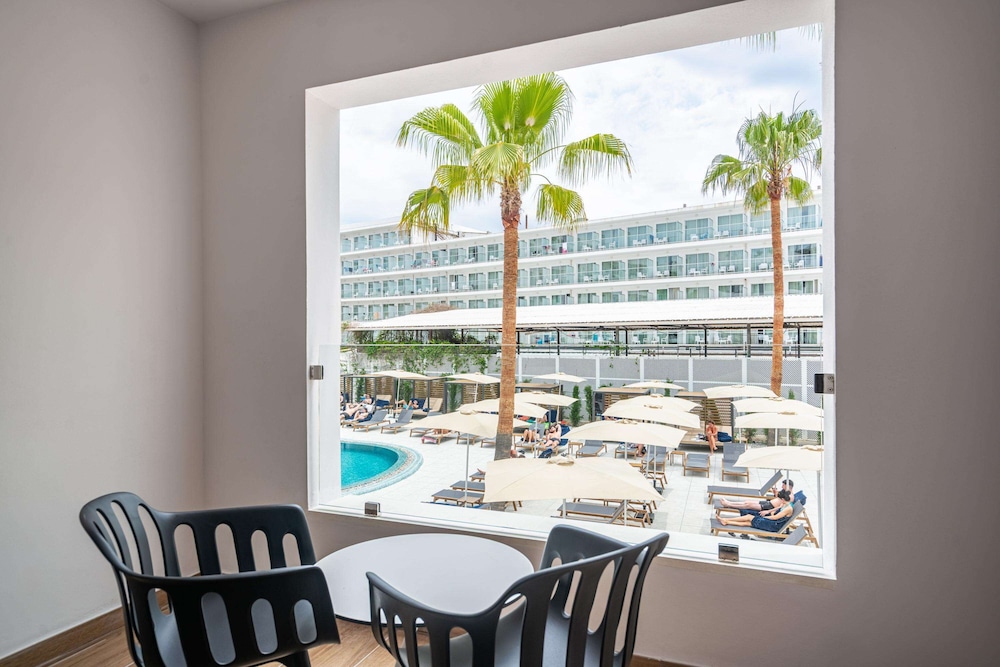 Restaurant-cafeteria