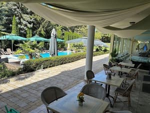 thumbnail: Outdoor pool