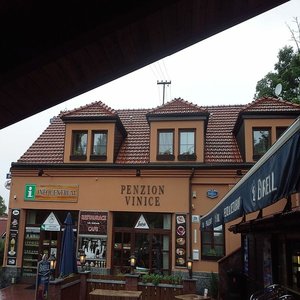 hotelOutdoorArea