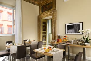 thumbnail: Breakfast area