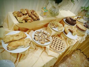 thumbnail: Breakfast area