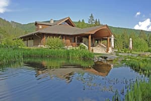 thumbnail: Front of property