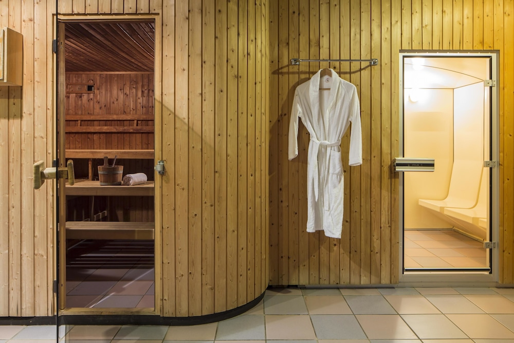 Steam room