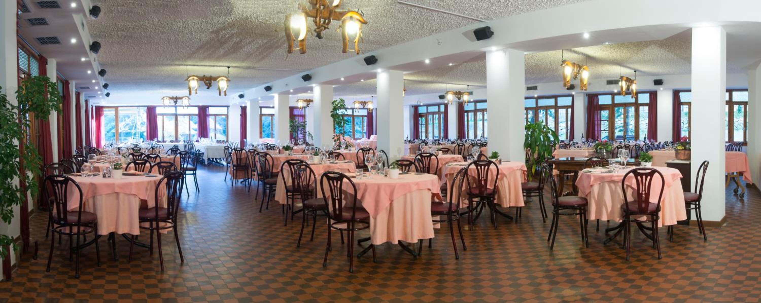 Restaurant-cafeteria