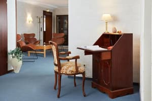 thumbnail: Reception