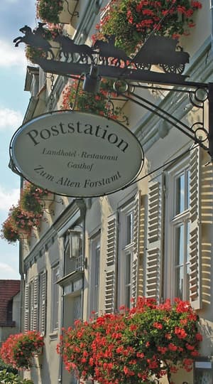 thumbnail: Exterior