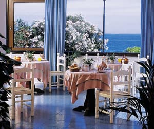 thumbnail: Restaurant