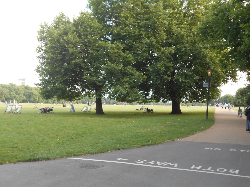 Children's play area - outdoor