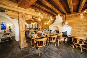 thumbnail: Restaurant