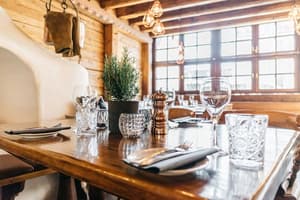 thumbnail: Dining
