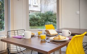 thumbnail: Breakfast area