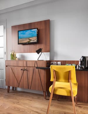 thumbnail: Interior