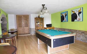 thumbnail: Billiards