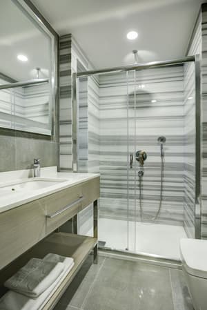 thumbnail: Interior detail