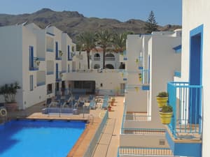 thumbnail: Exterior