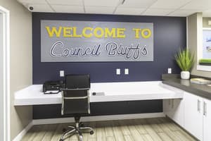 thumbnail: Business center
