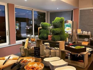 thumbnail: Breakfast buffet