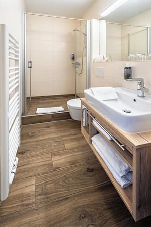 thumbnail: Bathroom