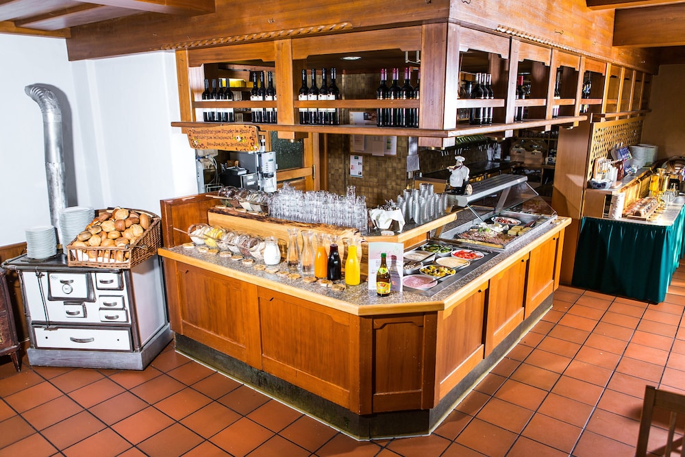 Restaurant-cafeteria