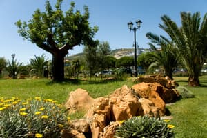 thumbnail: Garden