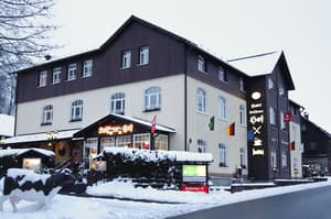 thumbnail: Exterior