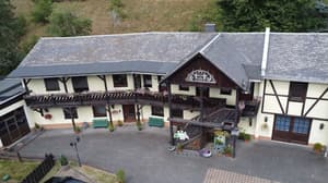 thumbnail: Exterior