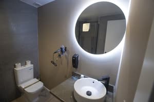 thumbnail: Bathroom