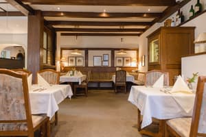 thumbnail: Restaurant