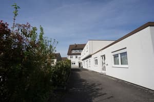 thumbnail: Exterior