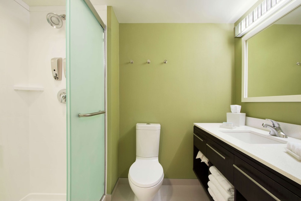 Bathroom shower