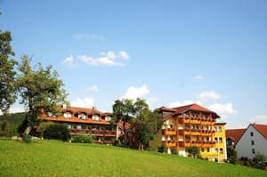 thumbnail: Exterior