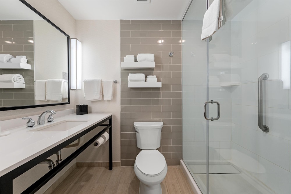Bathroom shower