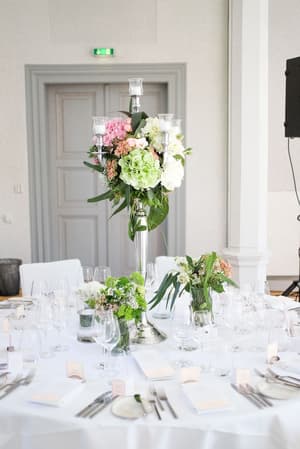thumbnail: Indoor wedding