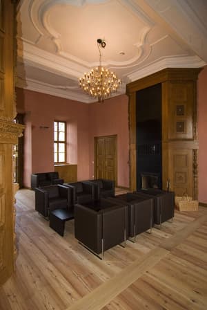 thumbnail: Interior detail