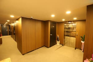 thumbnail: Interior