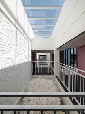 thumbnail: General view