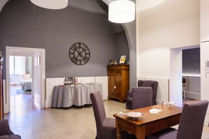 thumbnail: Interior