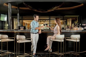 thumbnail: Bar (on property)