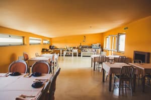 thumbnail: Breakfast area