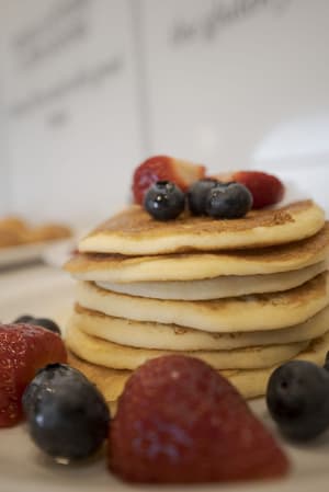 thumbnail: Breakfast buffet