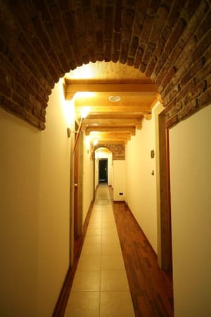 thumbnail: Hallway