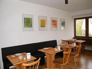 thumbnail: Restaurant