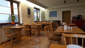 thumbnail: Breakfast area