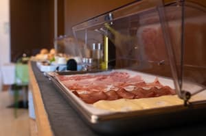 thumbnail: Buffet