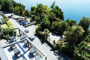 thumbnail: Exterior