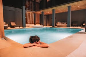 thumbnail: Pool
