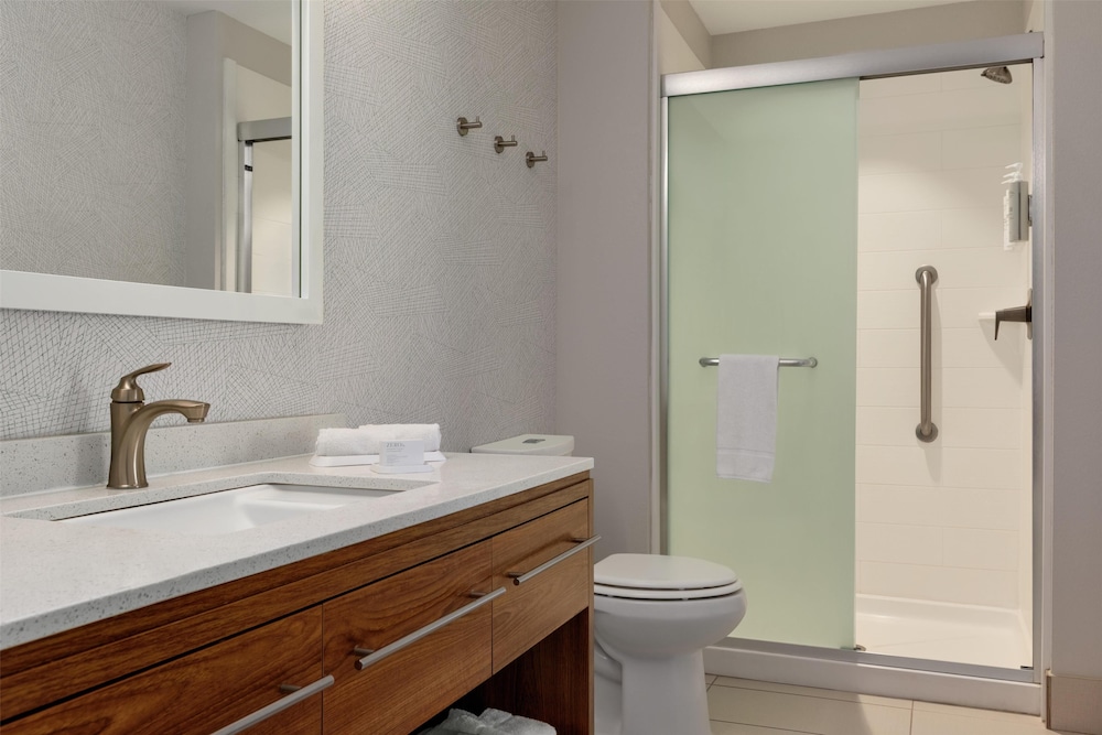 Bathroom shower