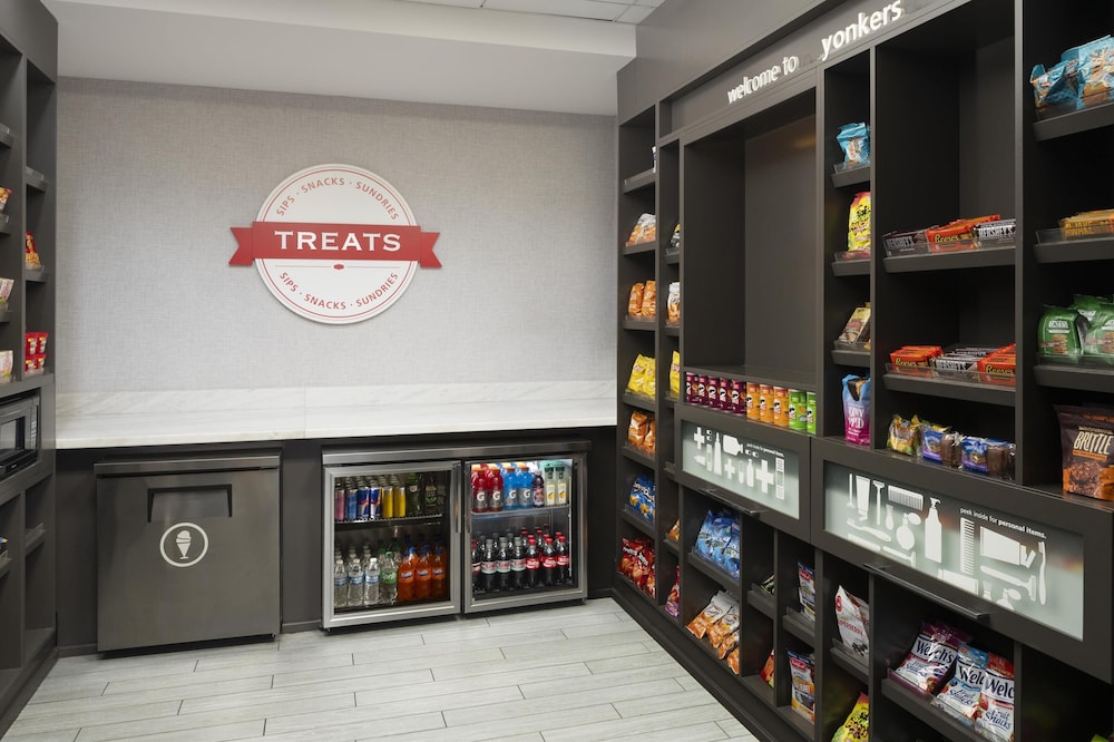 Snack bar