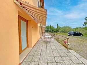 thumbnail: General view